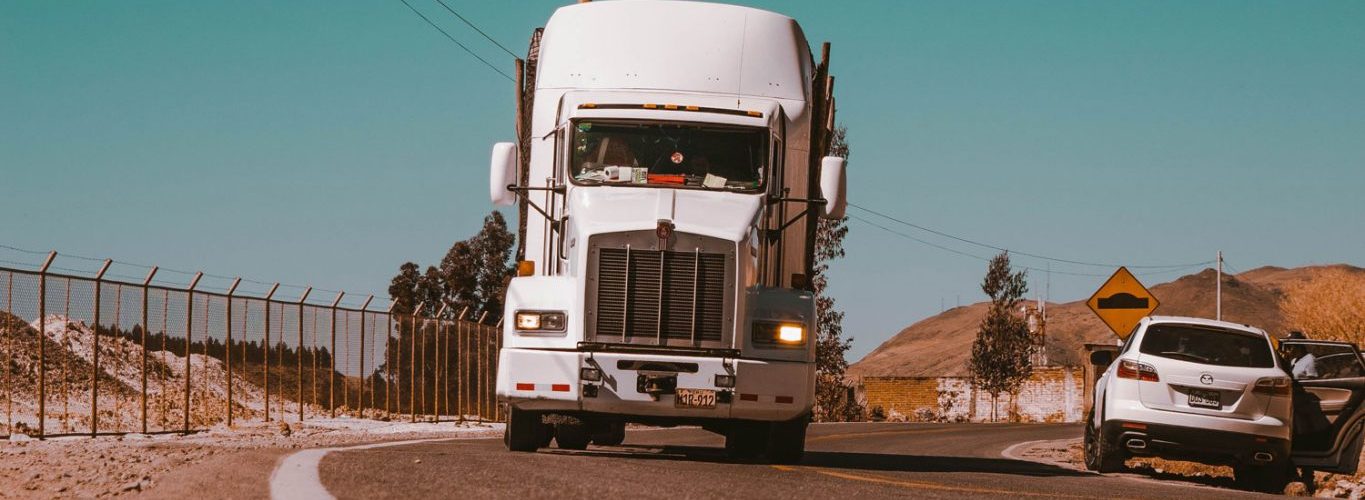 Shipping-Trucking-Distributors